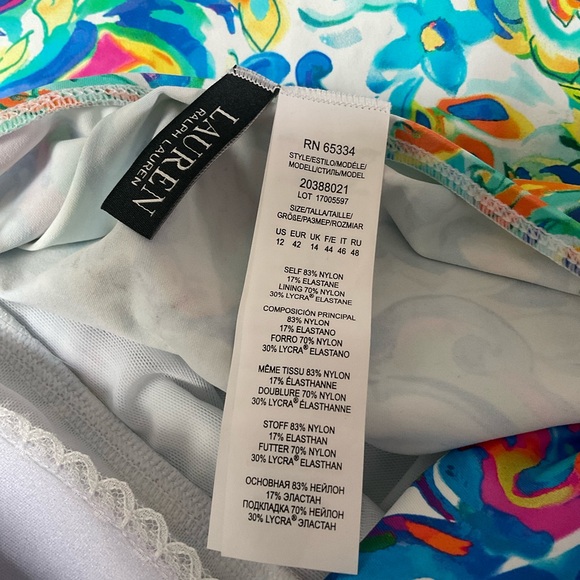 LAUREN RALPH LAUREN
Women's Printed Twist Convertible Tankini Swimsuit - Picture 9 of 10